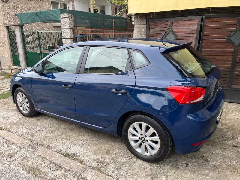 Seat Ibiza ЕВРО 6В, снимка 4 - Автомобили и джипове - 49236071