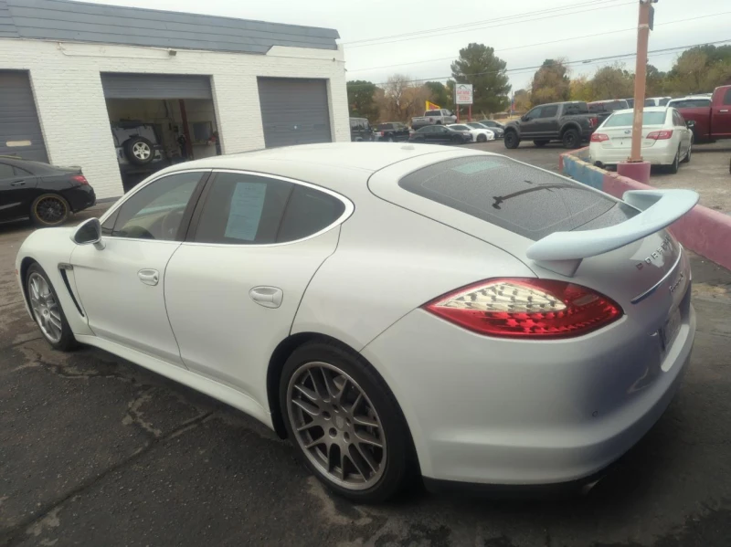 Porsche Panamera S* ПОДГРЕВ* КАМЕРИ* ОБДУХ., снимка 3 - Автомобили и джипове - 48319817