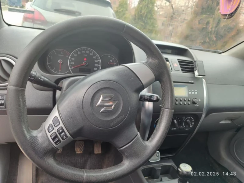 Suzuki SX4, снимка 6 - Автомобили и джипове - 49041642