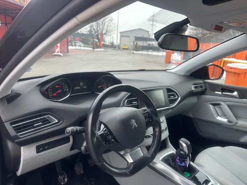 Peugeot 308 1.6Blue hid, снимка 8 - Автомобили и джипове - 49256289