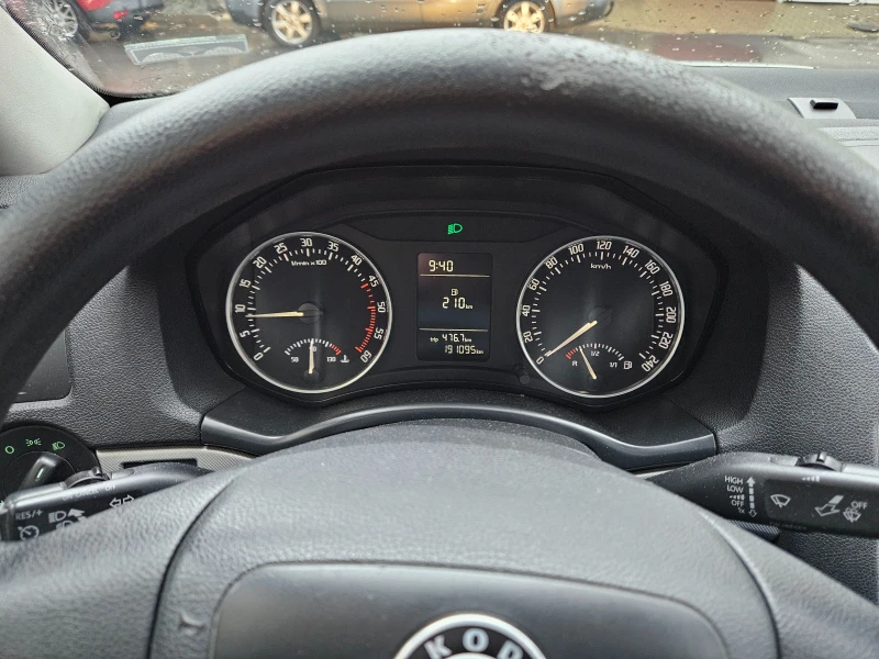 Skoda Octavia 1.9 TDI, 105кс, снимка 15 - Автомобили и джипове - 49422273