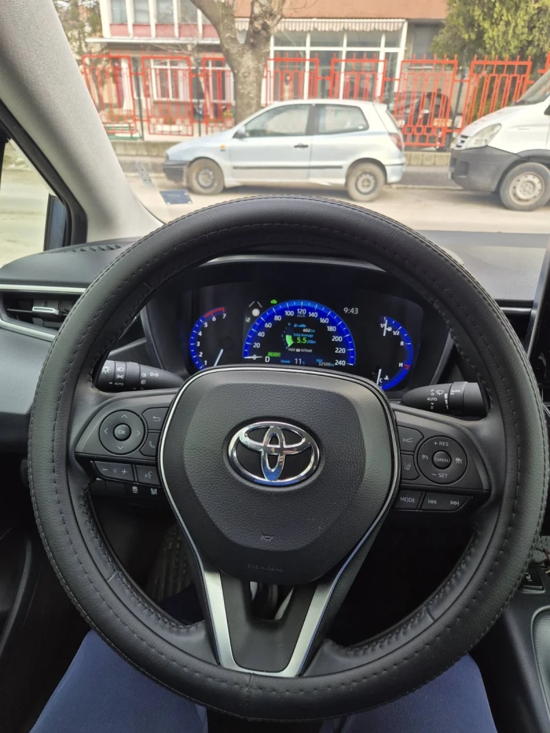 Toyota Corolla 1.8 Hybrid НОВА/ГАРАНЦИЯ/, снимка 11 - Автомобили и джипове - 49466149