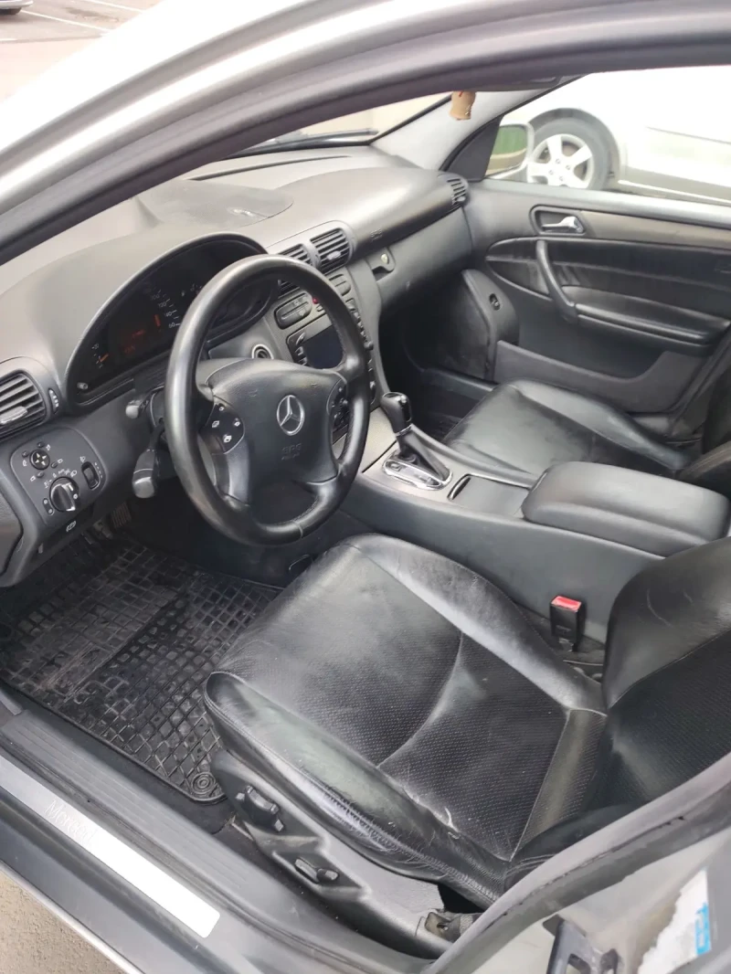 Mercedes-Benz C 270, снимка 2 - Автомобили и джипове - 52371207