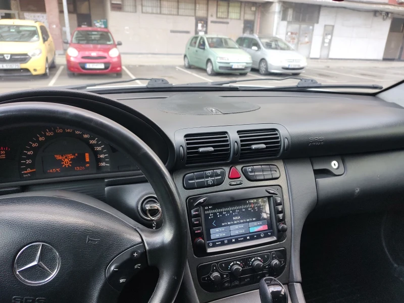Mercedes-Benz C 270, снимка 11 - Автомобили и джипове - 52371207