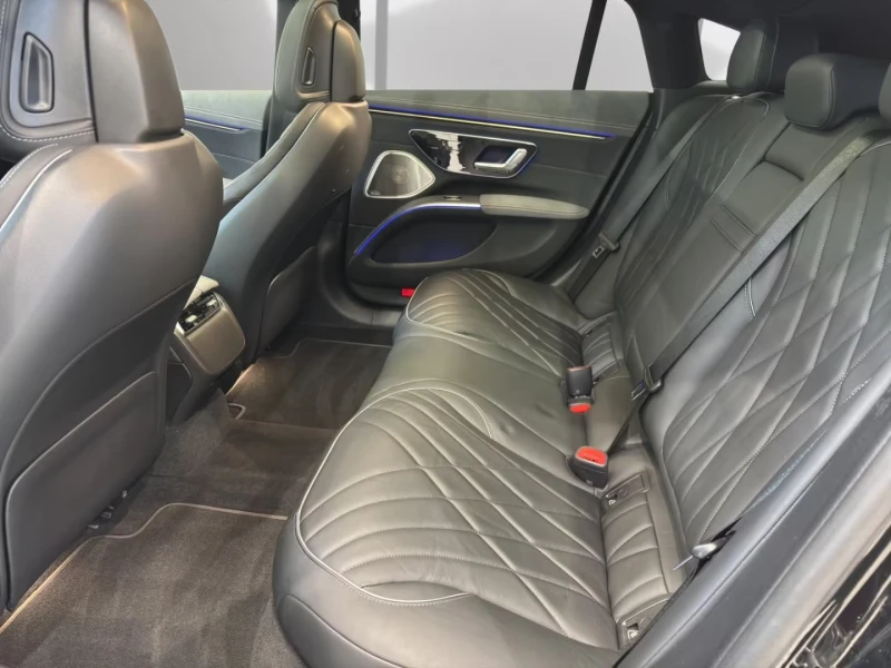 Mercedes-Benz EQS 580 4MATIC/523HP/PANO/360/AIRM./AHK/BURM/MEMO/409g, снимка 10 - Автомобили и джипове - 51963668