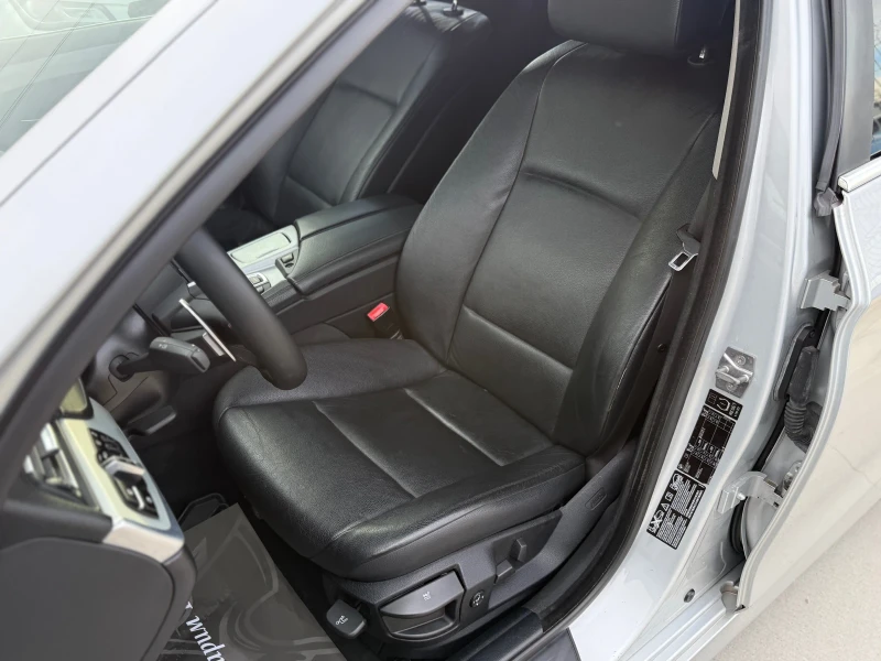 BMW 530 D* 2012г* xDrive* Топ Състояние* Автоматик* , снимка 8 - Автомобили и джипове - 52405365