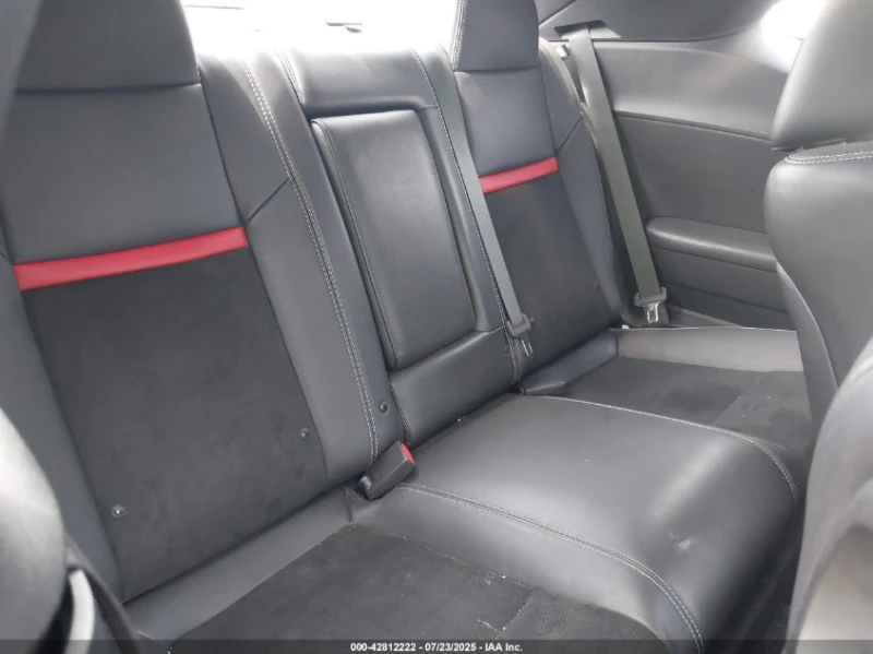 Dodge Challenger SRT8* 6.4L V-8* 392 HEMI* , снимка 8 - Автомобили и джипове - 52736941