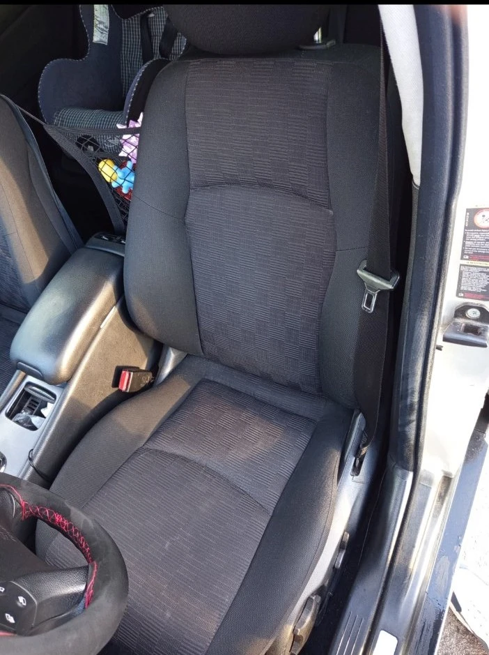 Mercedes-Benz C 180 Kompressor, снимка 11 - Автомобили и джипове - 53854399