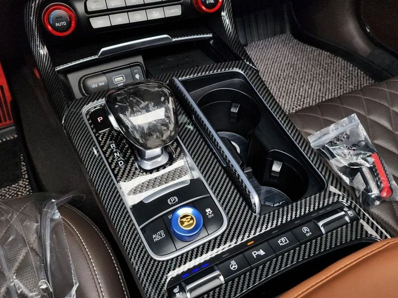 Kia Stinger 2.5 Automatic, снимка 12 - Автомобили и джипове - 55587538