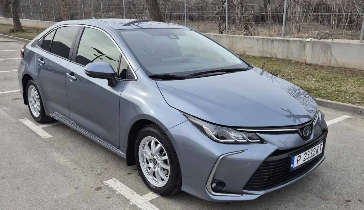 Toyota Corolla 1.8 Hybrid НОВА/ГАРАНЦИЯ/, снимка 1