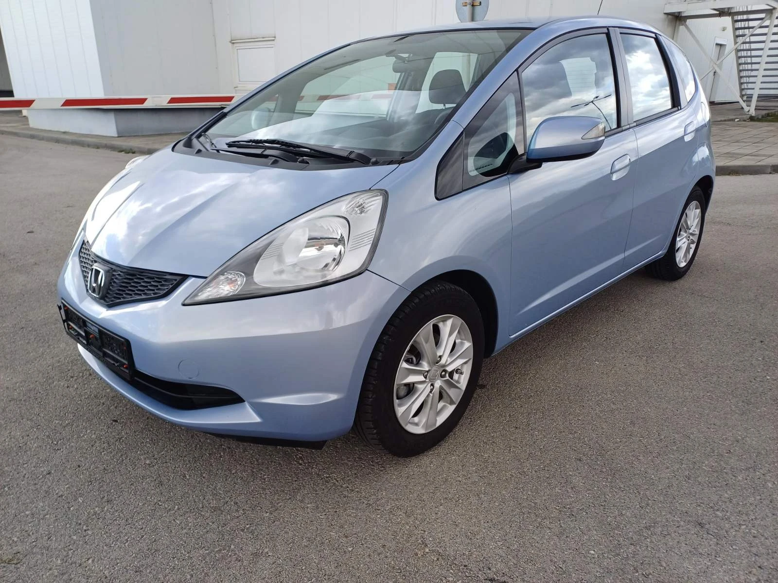 Honda Jazz 1.4 Бензин Климатроник  - [1] 