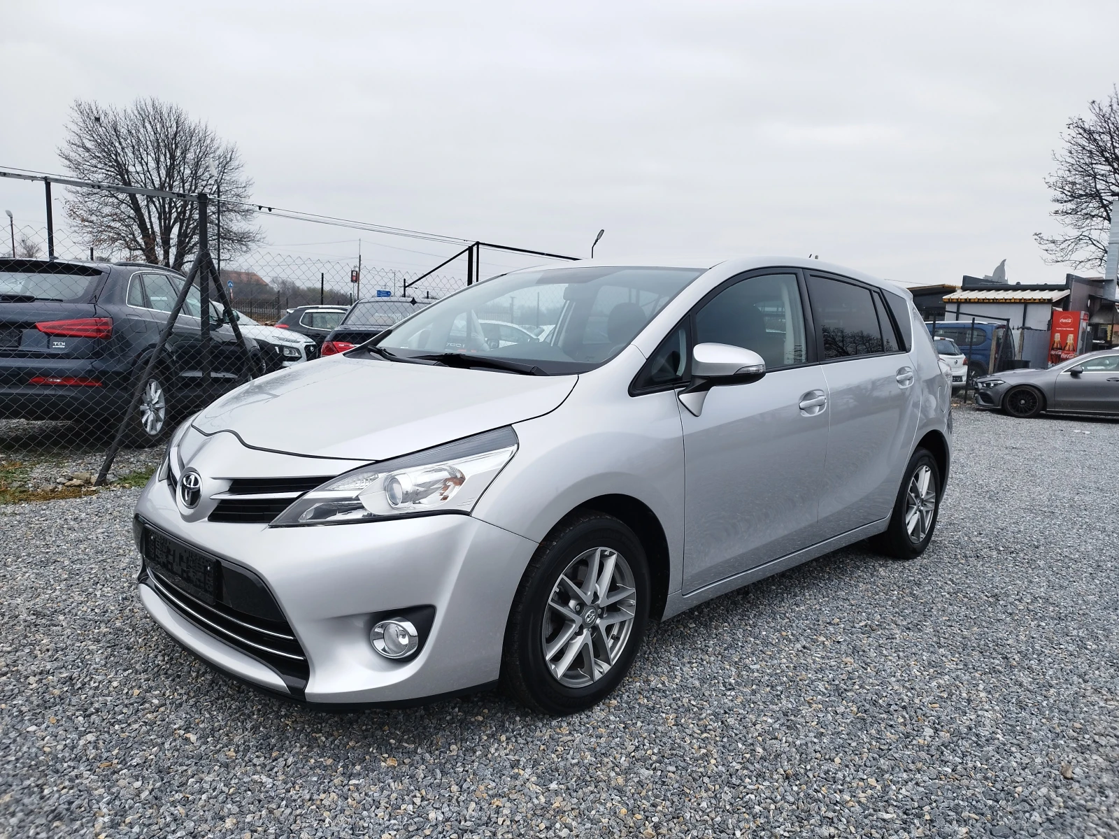 Toyota Verso 1.6  D4D    EVRO 6B - изображение 2