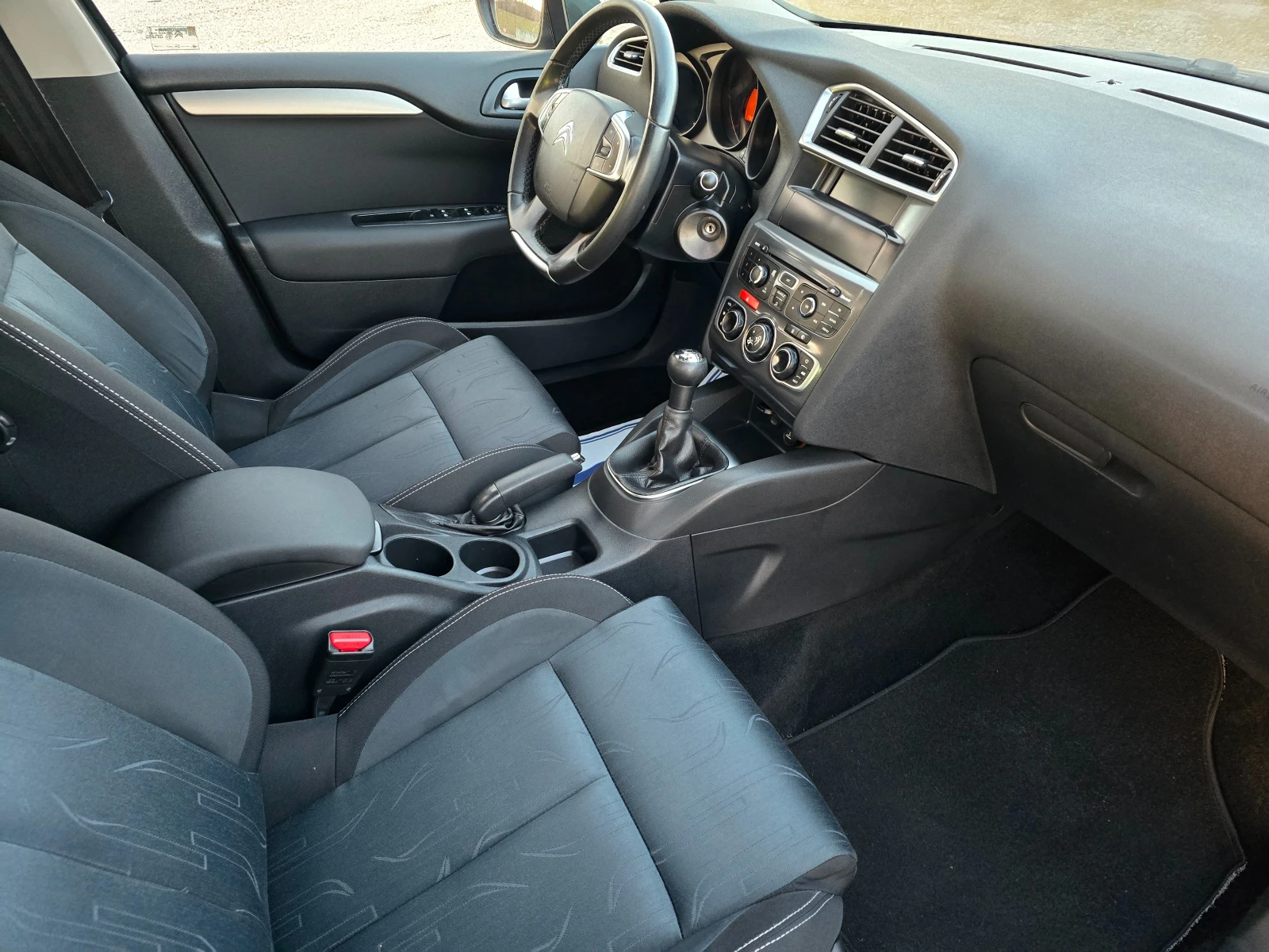 Citroen C4 1.6 HDI  - изображение 8