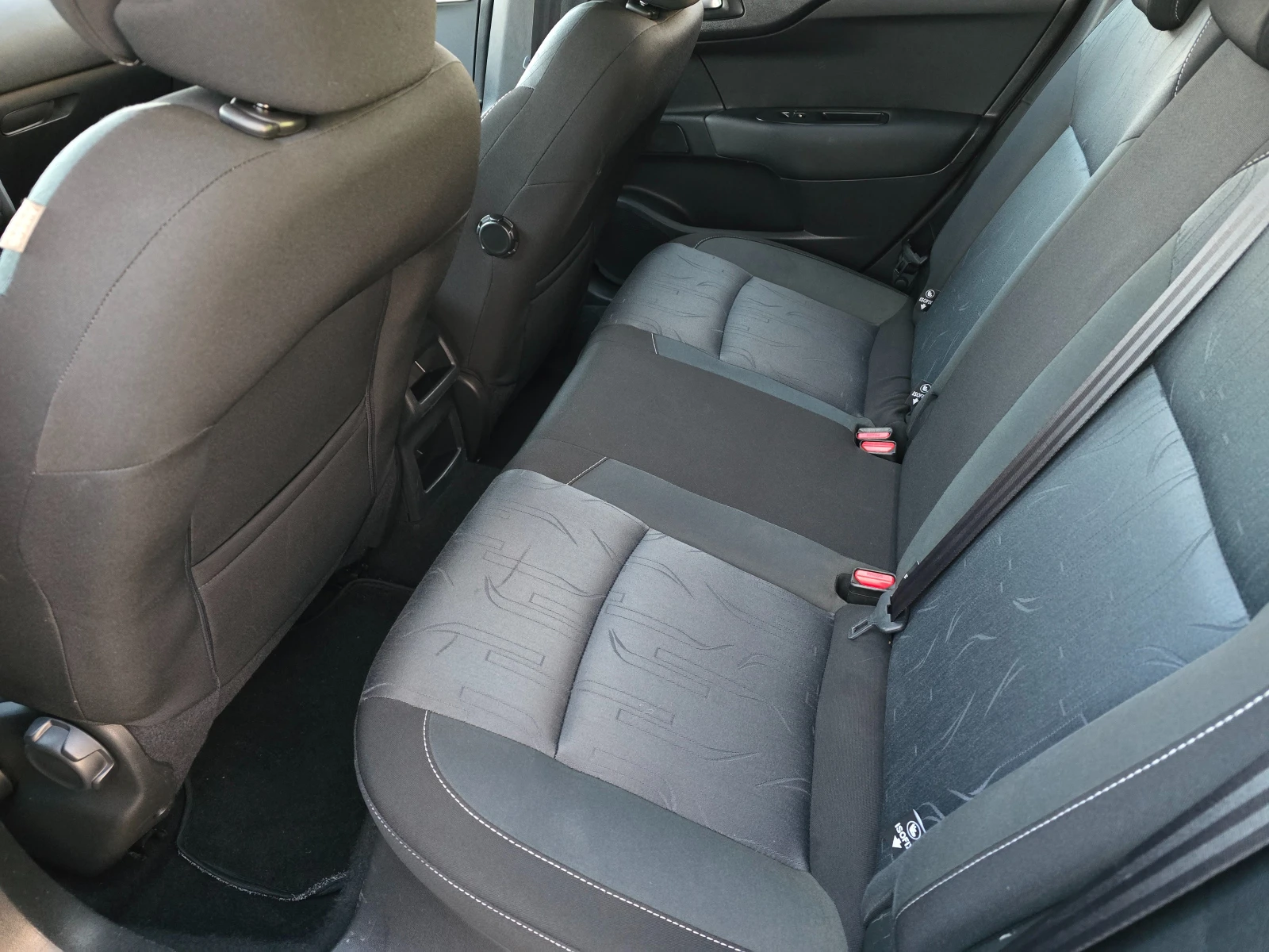 Citroen C4 1.6 HDI  - изображение 9