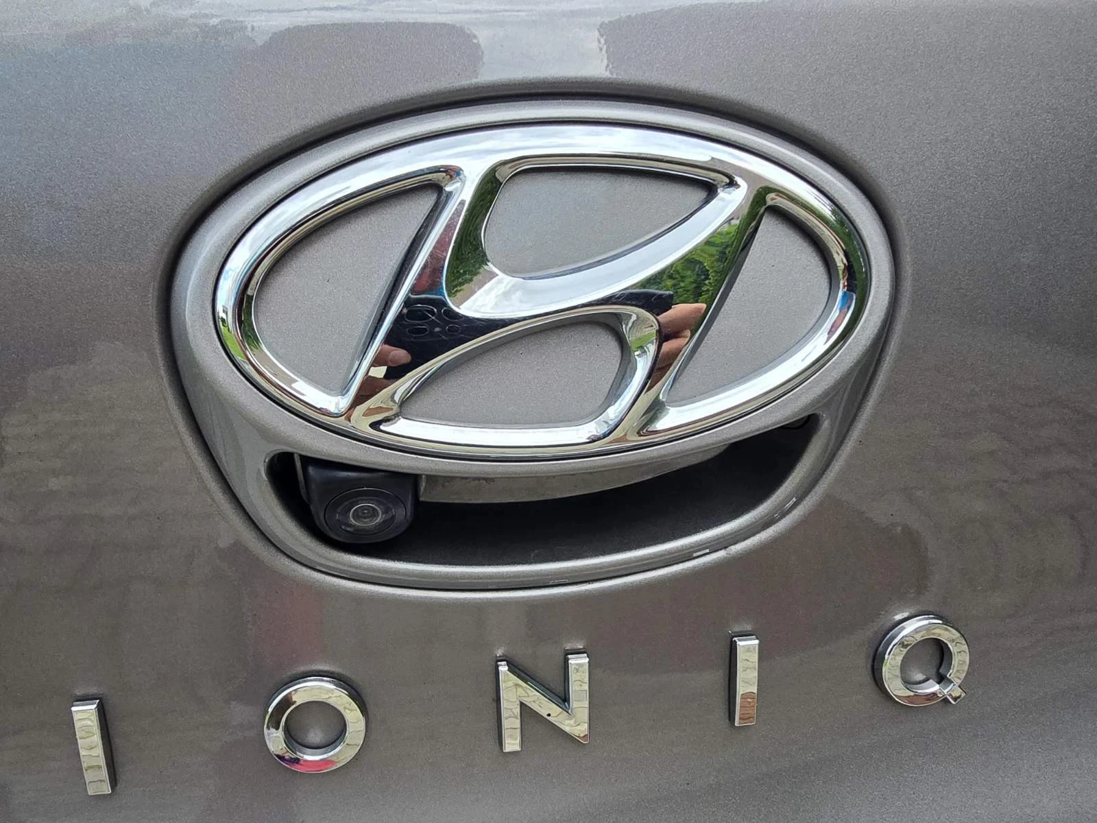 Hyundai Ioniq СЕРВИЗНА ИСТОРИЯ 97000км - изображение 9