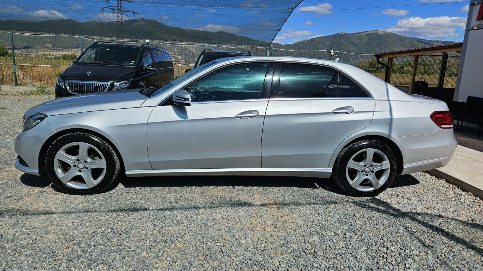 Mercedes-Benz E 220  CDI / Отлична / - изображение 7