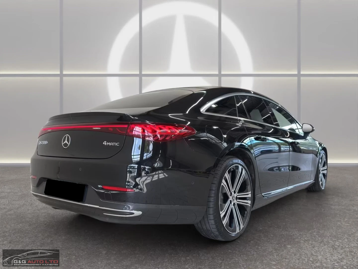 Mercedes-Benz EQS 580 4MATIC/523HP/PANO/360/AIRM./AHK/BURM/MEMO/409g - изображение 4