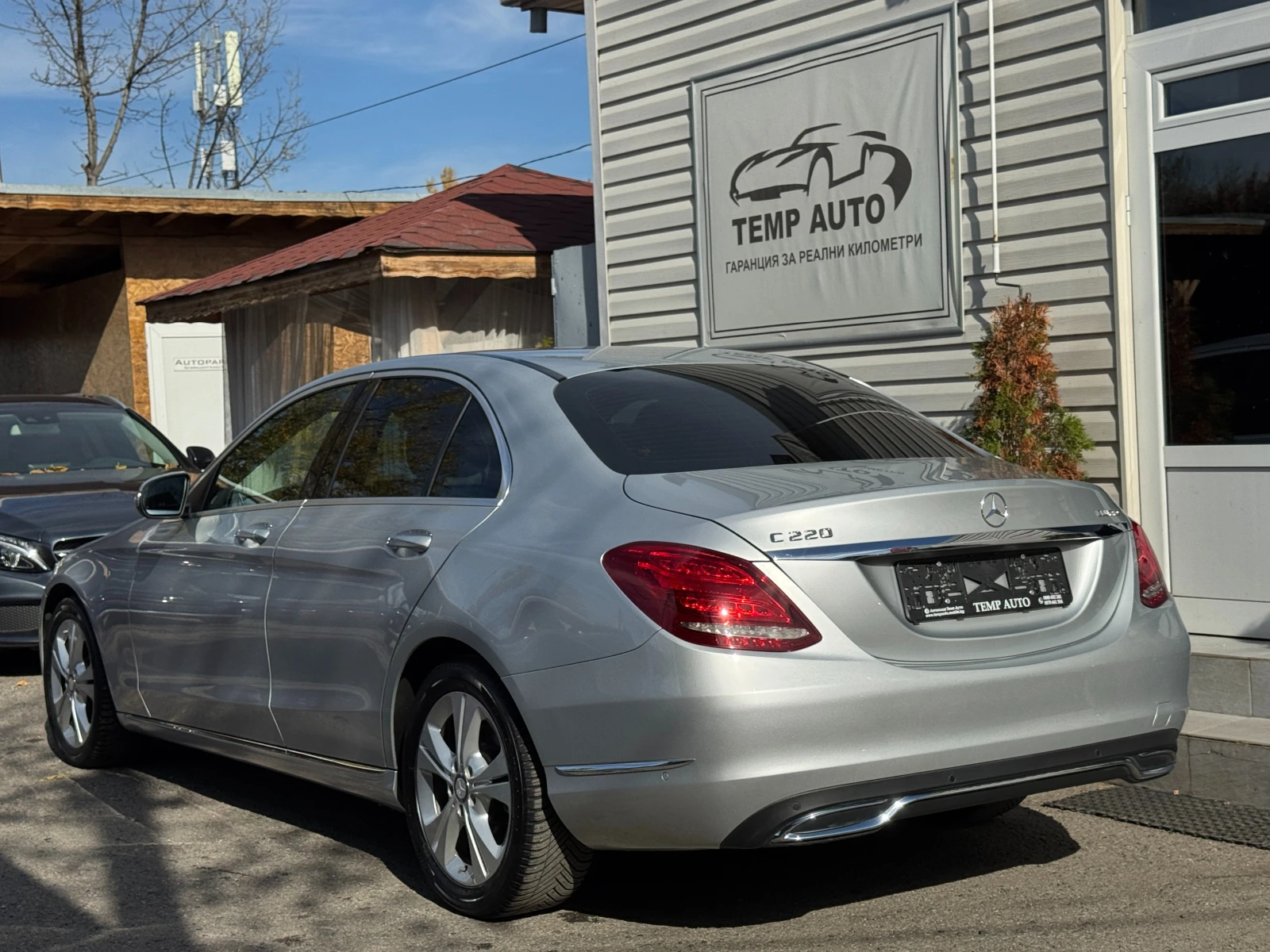 Mercedes-Benz C 220 d* Executive* ПЪЛНА ИСТОРИЯ В МЕРЦЕДЕС - изображение 5