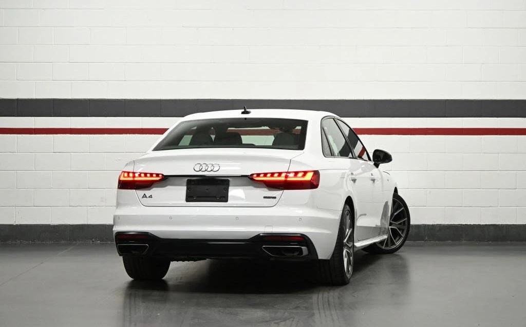 Audi A4 * Premium Plus* S Line* АвтоКредит* (Цена до БГ) - изображение 2