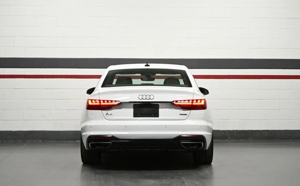 Audi A4 * Premium Plus* S Line* АвтоКредит* (Цена до БГ) - изображение 7