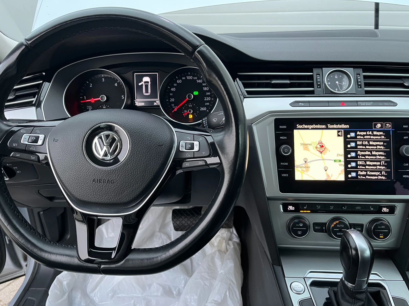 VW Passat 2.0 TDI DSG-автоматик TUV, зимни и летни гуми с дж - изображение 8
