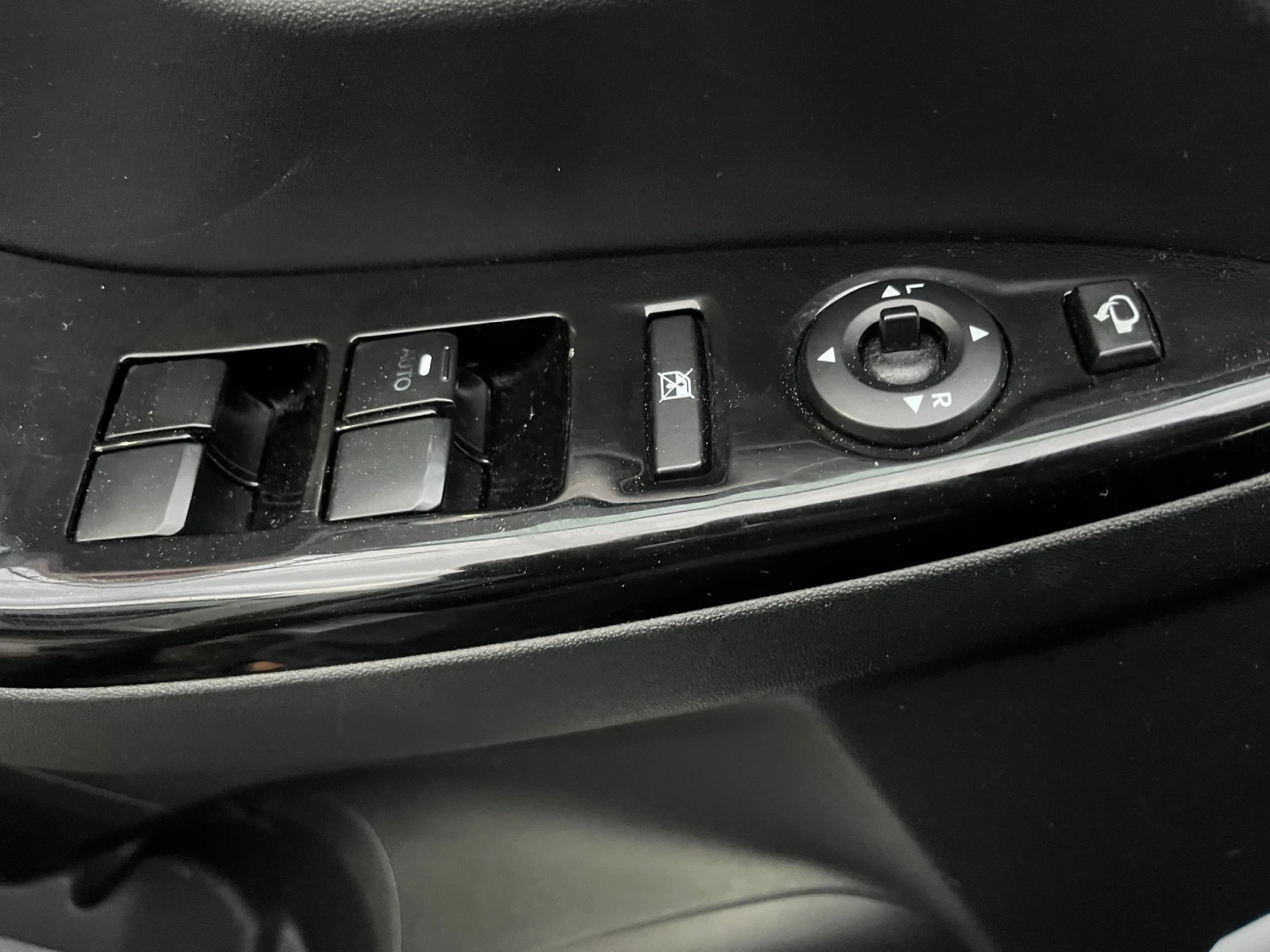 Hyundai Ix20 1.6i - Automatic - Panorama - SWISS  | Mobile.bg   14