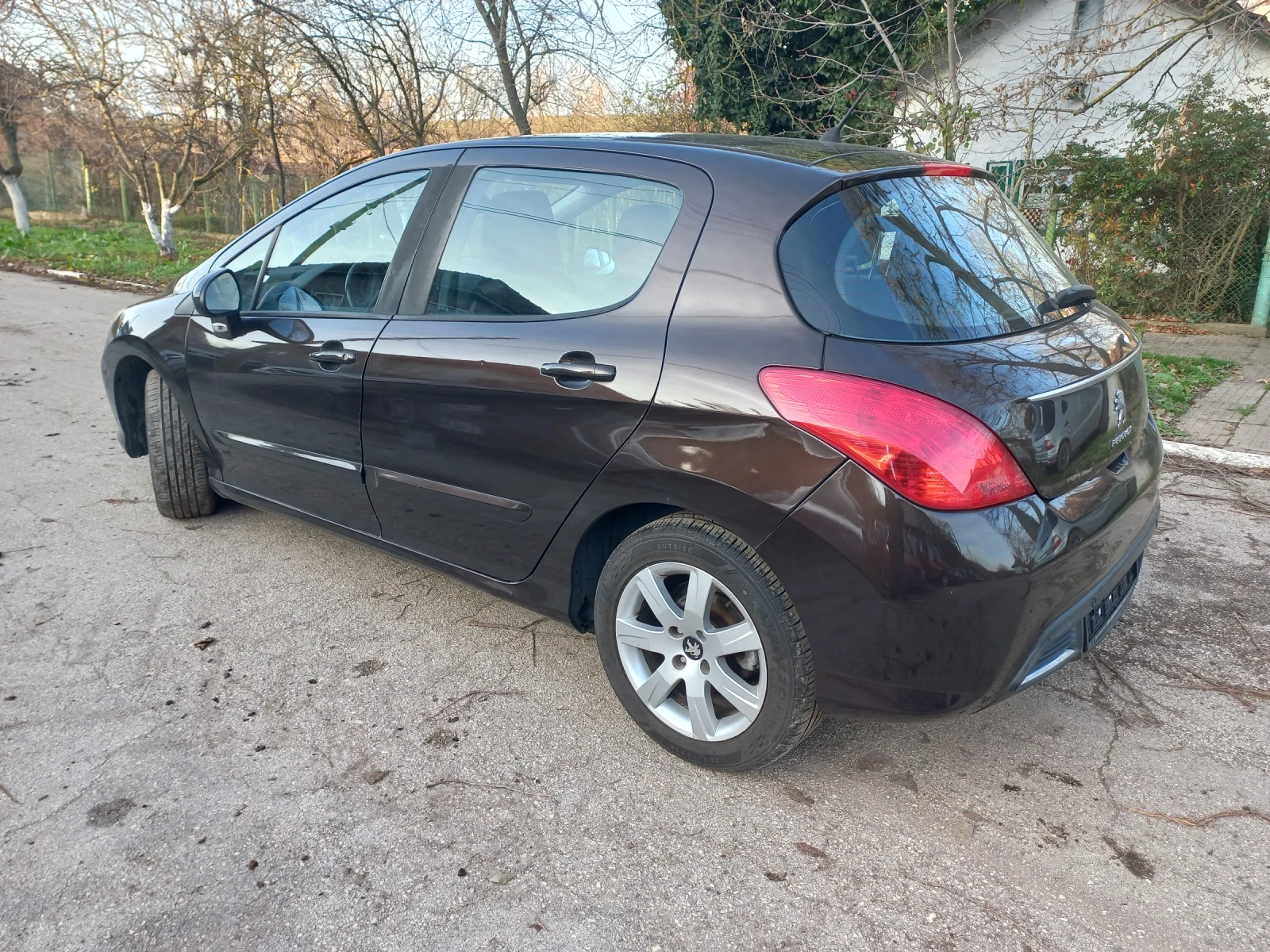 Peugeot 308 1.4i Facelift  - изображение 3