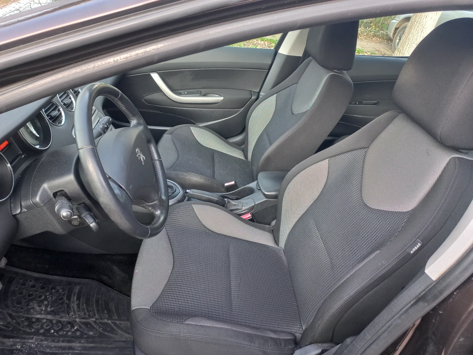 Peugeot 308 1.4i Facelift  - изображение 8