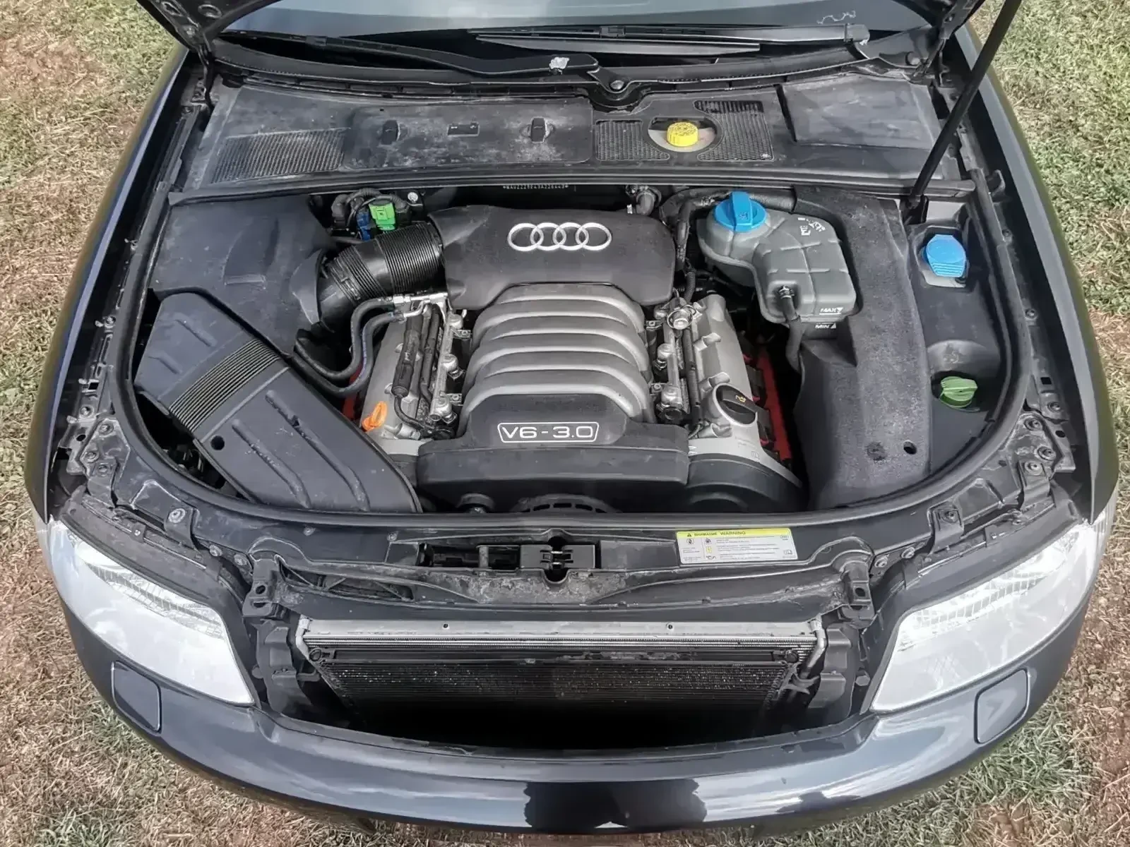 Audi A4 3.0i quattro tiptronic - изображение 7