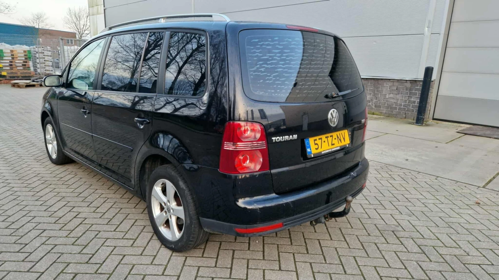 VW Touran  - изображение 7