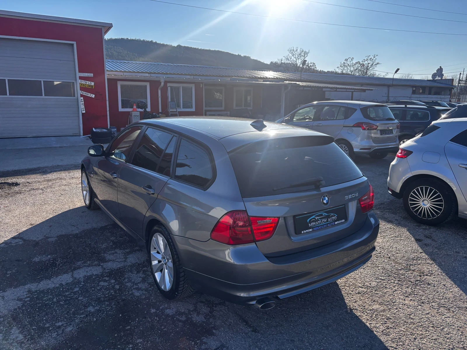 BMW 320 2.0d NAVI/AVTOMAT/КОЖА - изображение 5