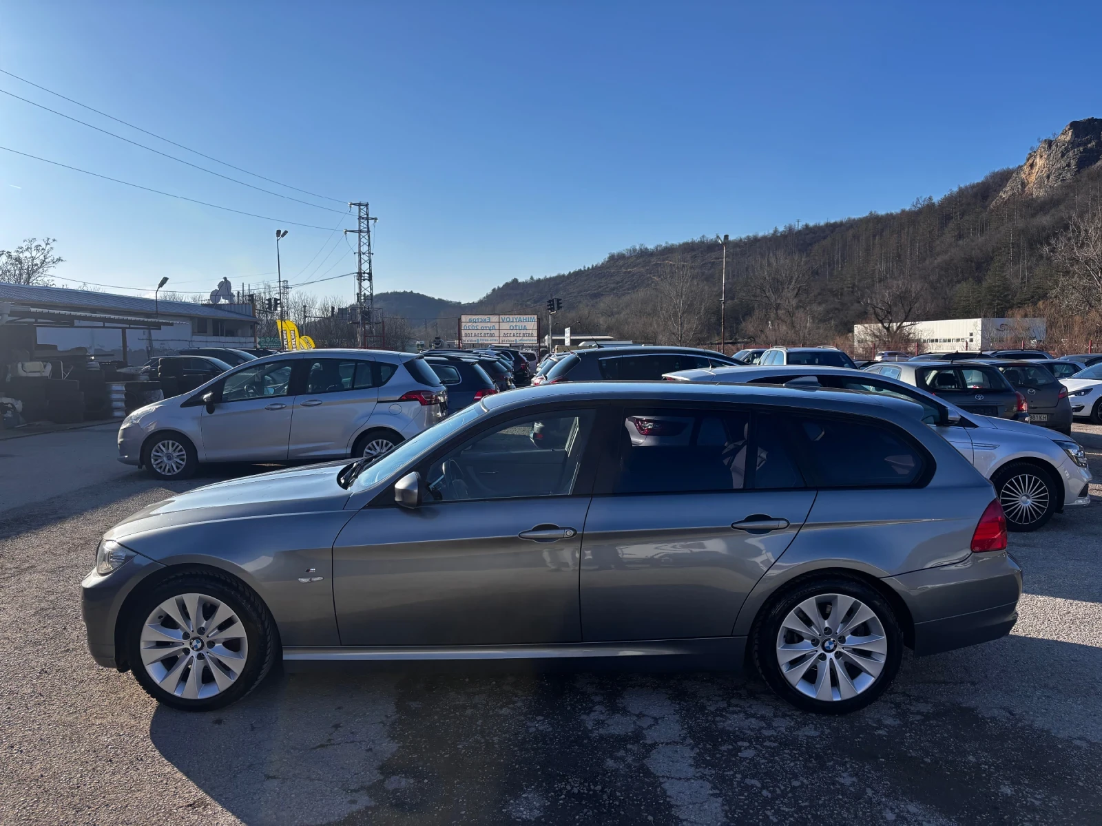 BMW 320 2.0d NAVI/AVTOMAT/КОЖА - изображение 6