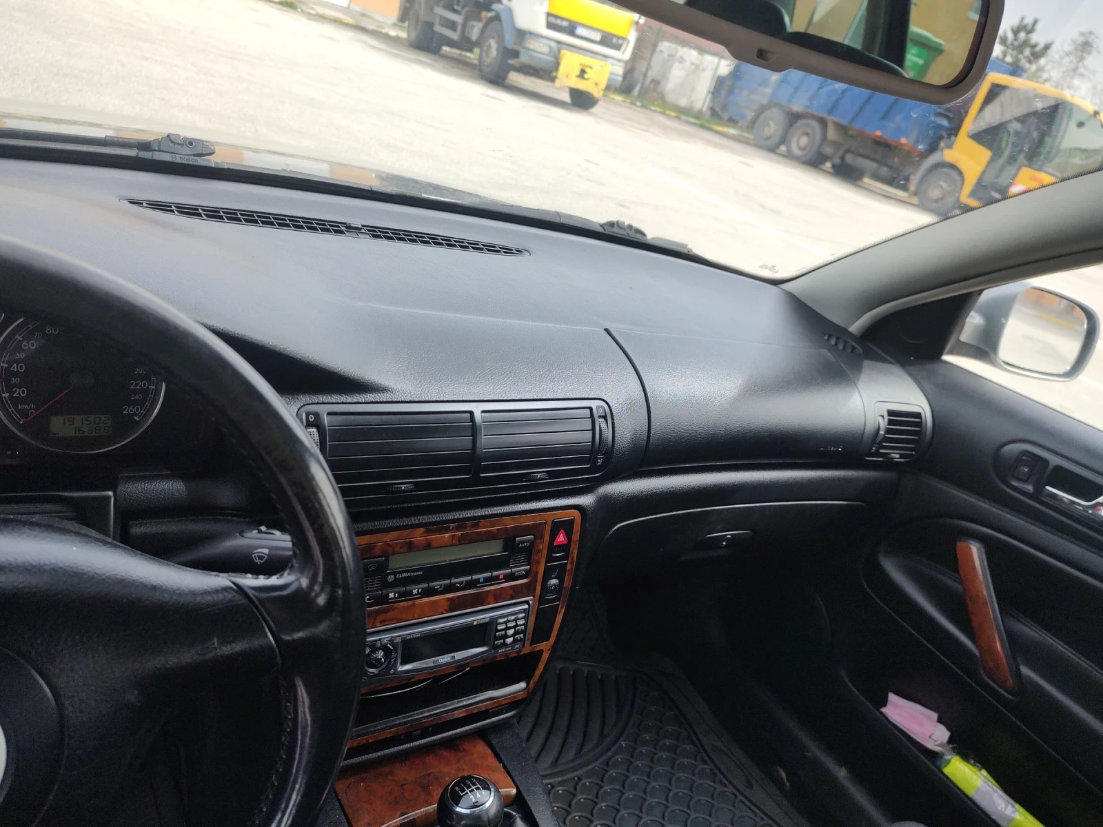 VW Passat  - изображение 2