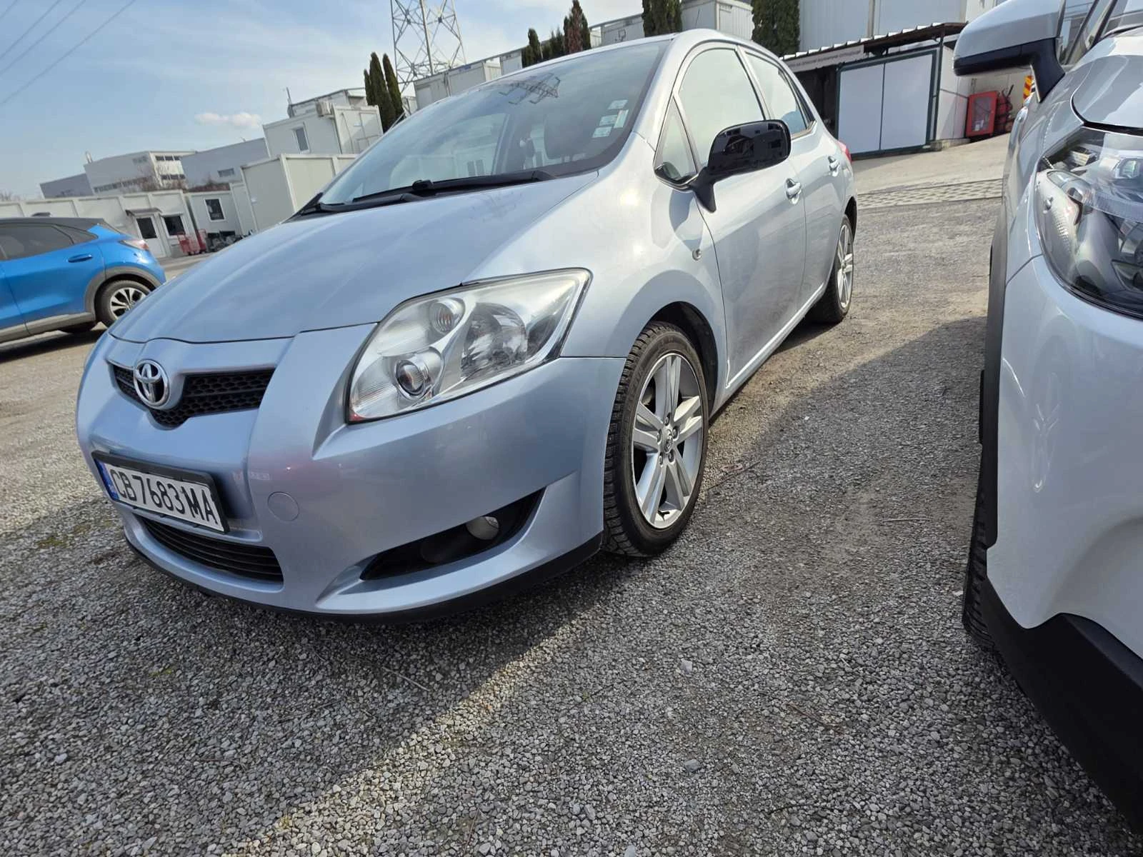Toyota Auris 2.2 DID - 177ps, снимка 2 - Автомобили и джипове - 53716965