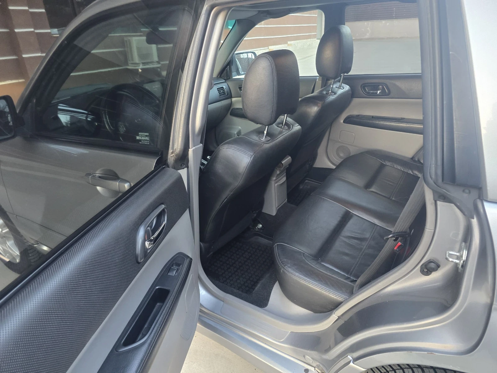 Subaru Forester 2.5XT Ръчни скорости, снимка 6 - Автомобили и джипове - 53723421