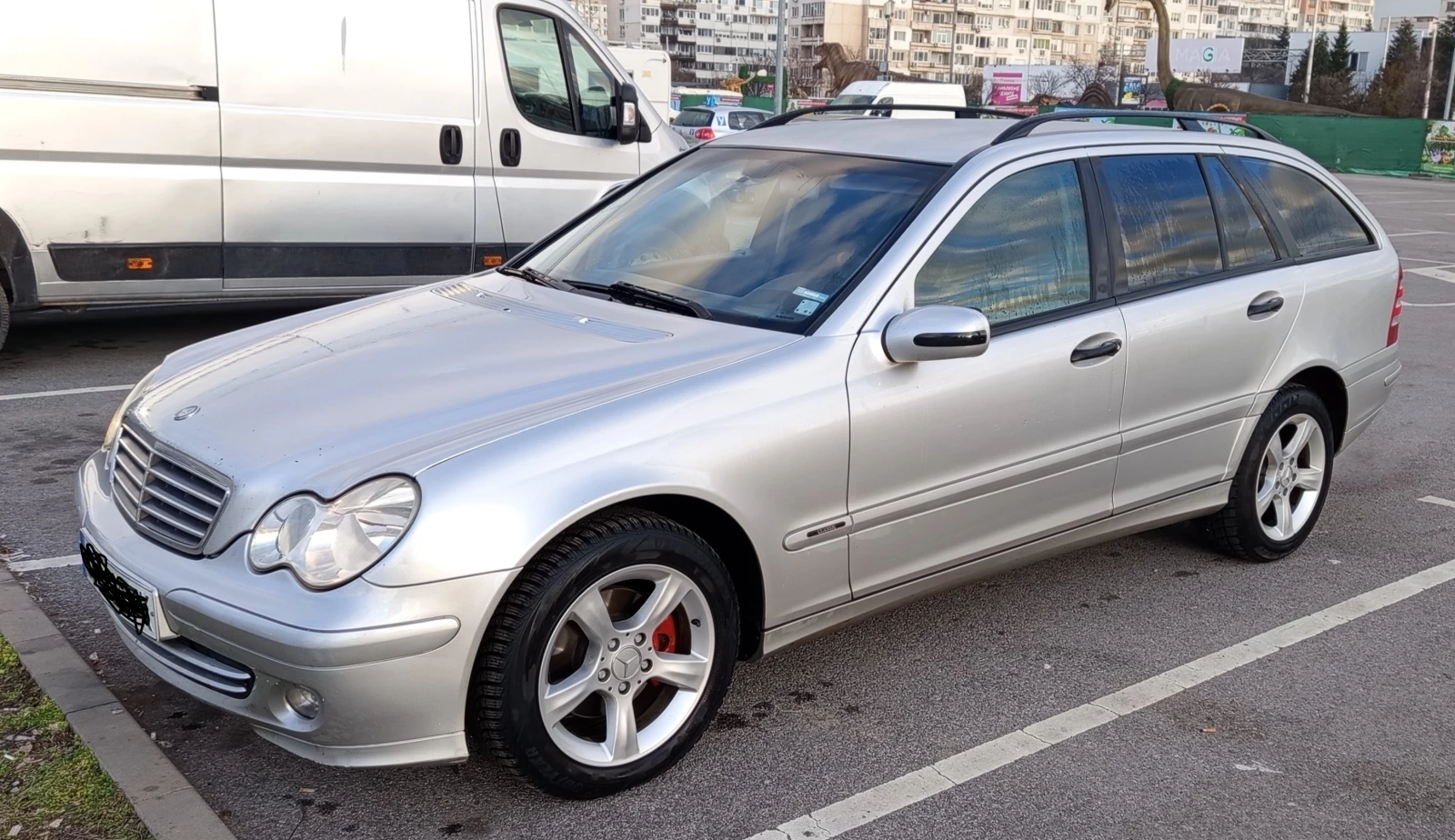 Mercedes-Benz C 180 Kompressor, снимка 2 - Автомобили и джипове - 53854399
