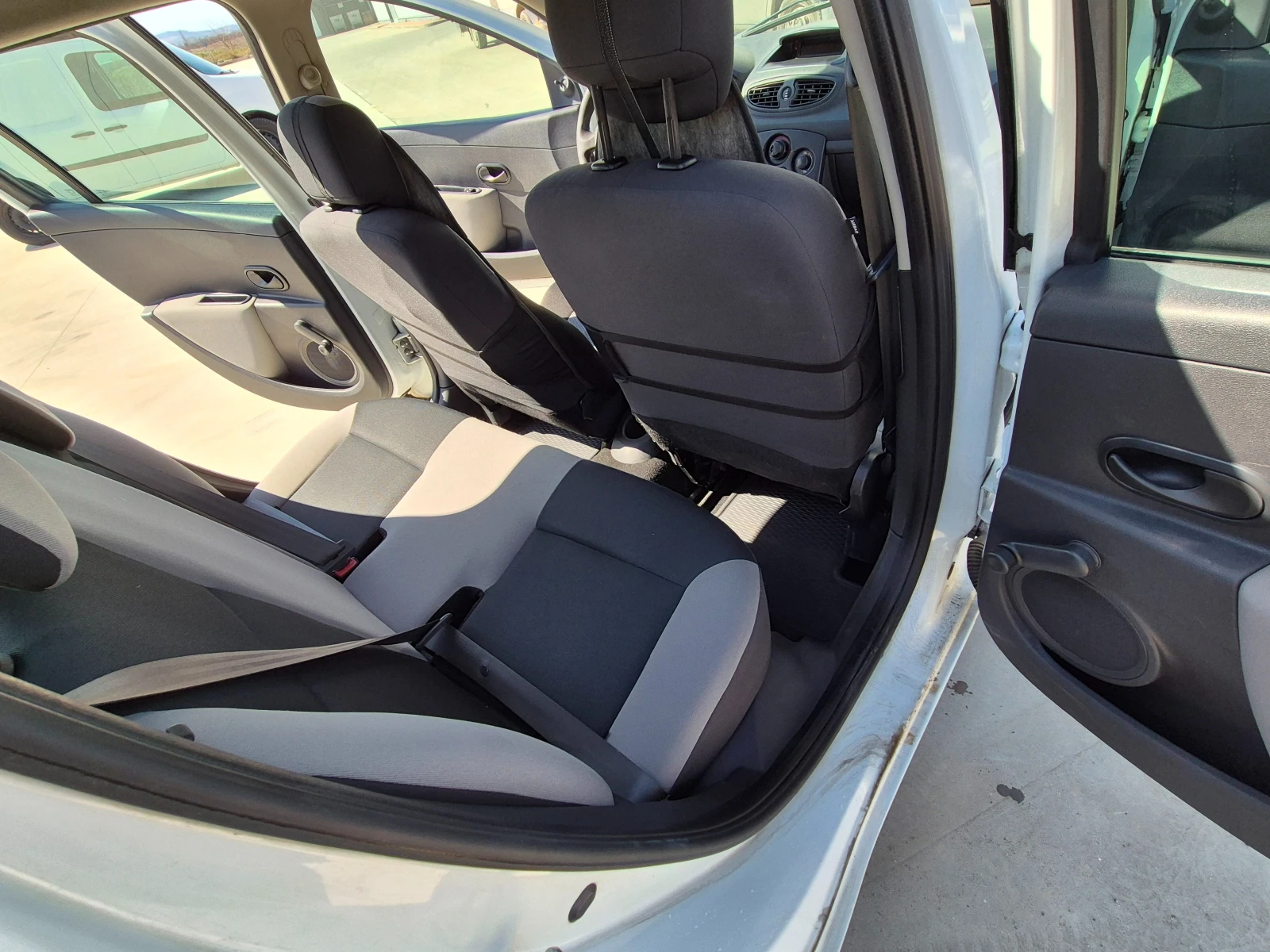 Renault Clio 1.2 БЕНЗИН ГАЗ, снимка 11 - Автомобили и джипове - 53906558