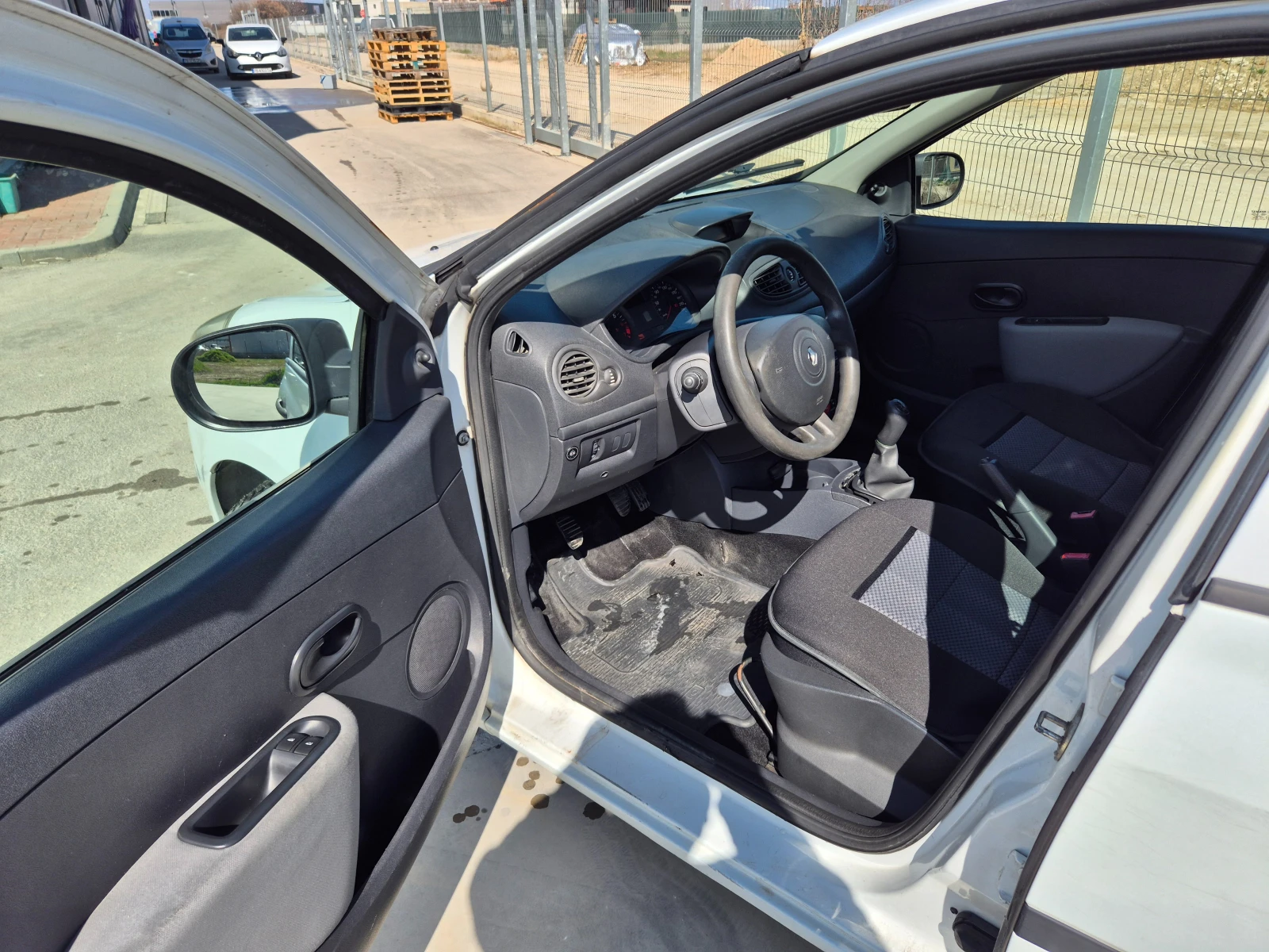 Renault Clio 1.2 БЕНЗИН ГАЗ, снимка 7 - Автомобили и джипове - 53906558