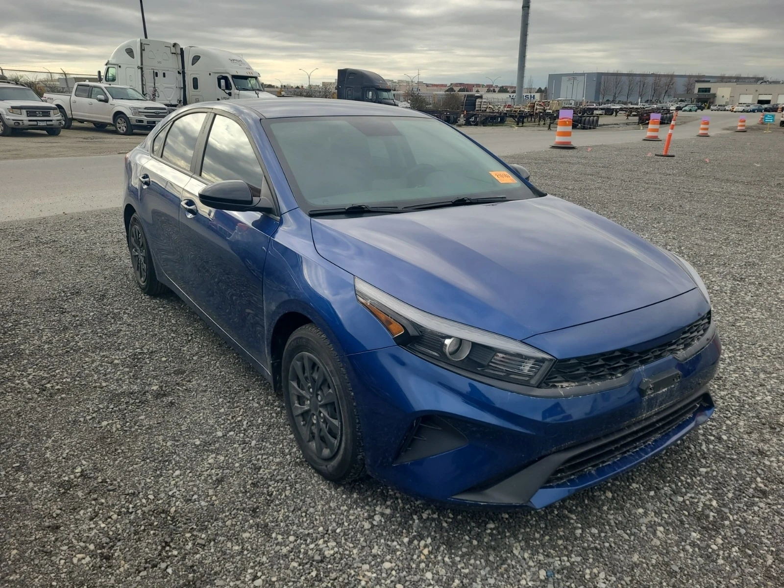 Kia Forte * * CARFAX * * АВТО КРЕДИТ * * , снимка 2 - Автомобили и джипове - 54039152