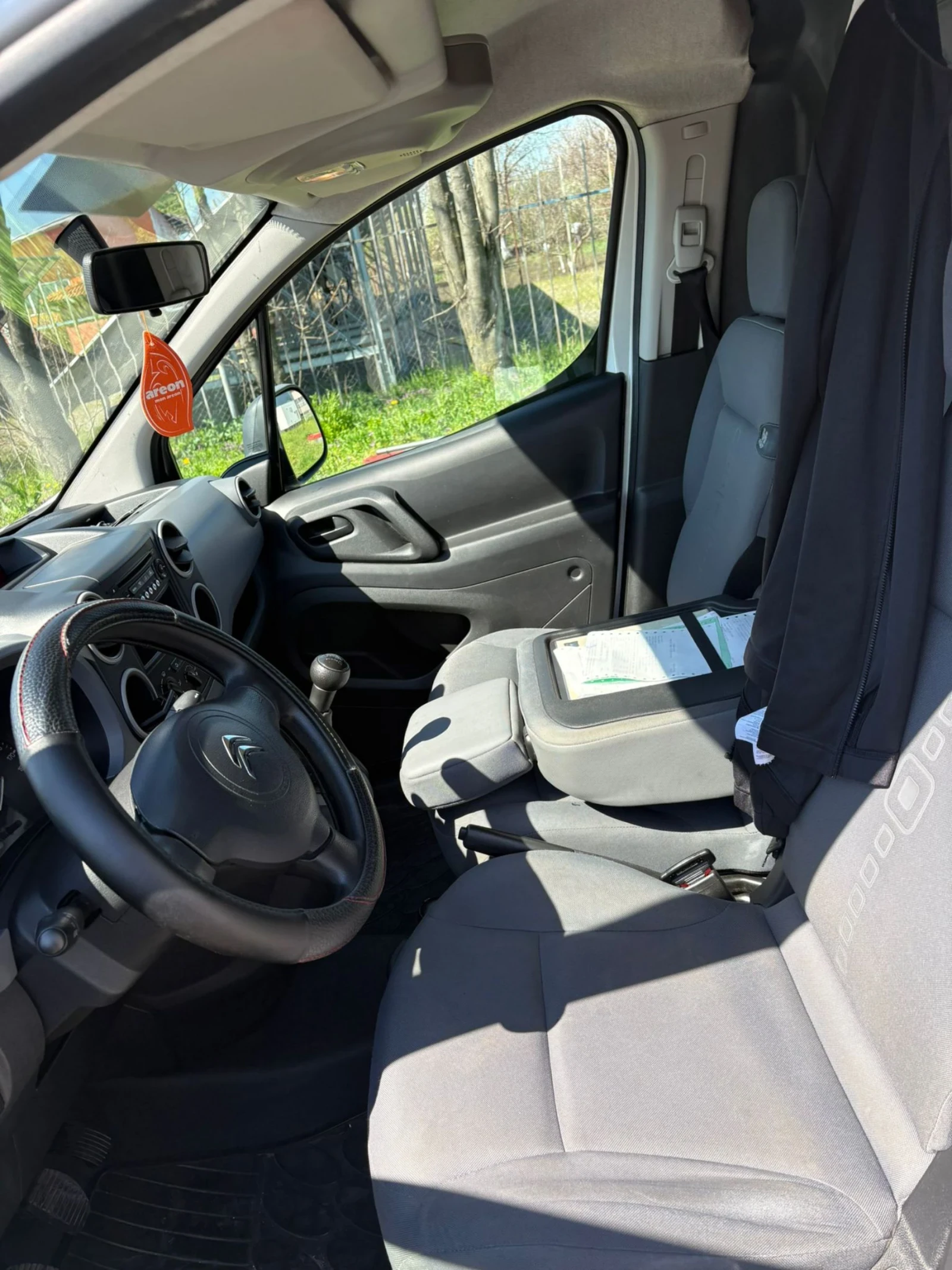 Citroen Berlingo, снимка 7 - Автомобили и джипове - 54110775