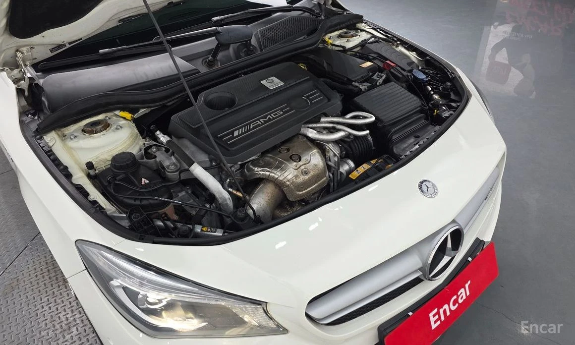 Mercedes-Benz CLA 45 AMG * 4MATIC* КОЖА* ПОДГРЕВ* ПАНОРАМА* КРАЙНА ЦЕНА* , снимка 6 - Автомобили и джипове - 54129605