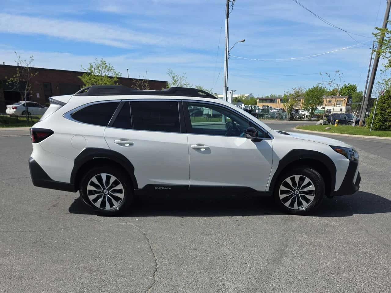 Subaru Outback | Limited XT | CARFAX | ШИБИДАХ | ПОДГРЕВ | , снимка 3 - Автомобили и джипове - 55193906