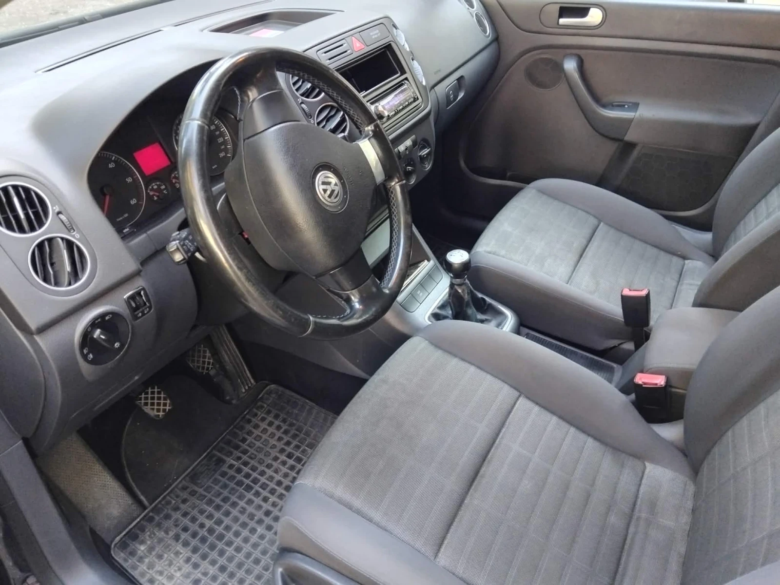 VW Golf, снимка 14 - Автомобили и джипове - 55728923