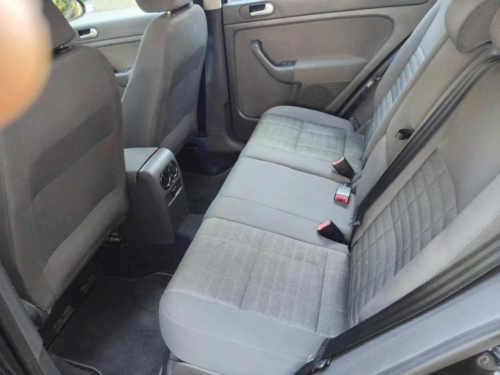 VW Golf, снимка 13 - Автомобили и джипове - 55728923