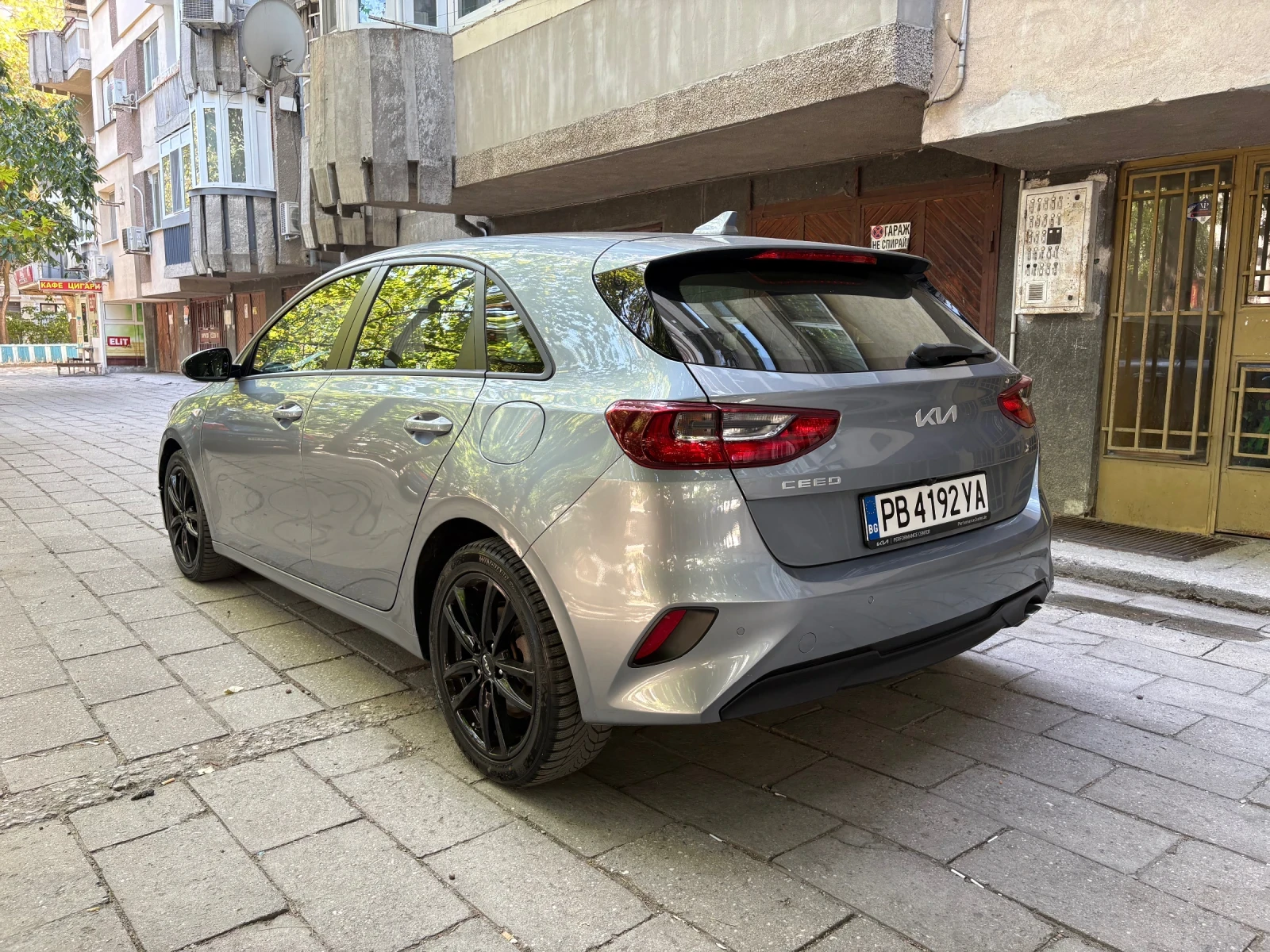 Kia Ceed 1.0 33000km с история, снимка 5 - Автомобили и джипове - 55887100