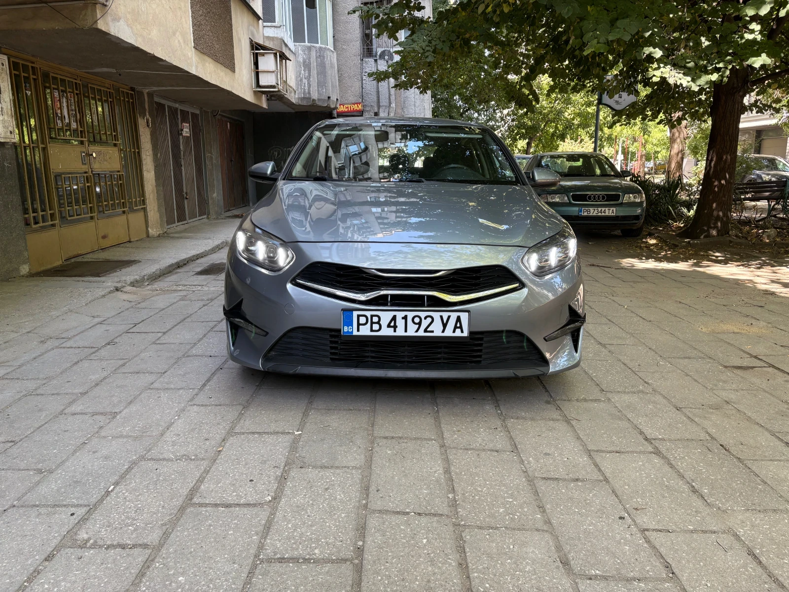 Kia Ceed 1.0 33000km с история, снимка 2 - Автомобили и джипове - 55887100
