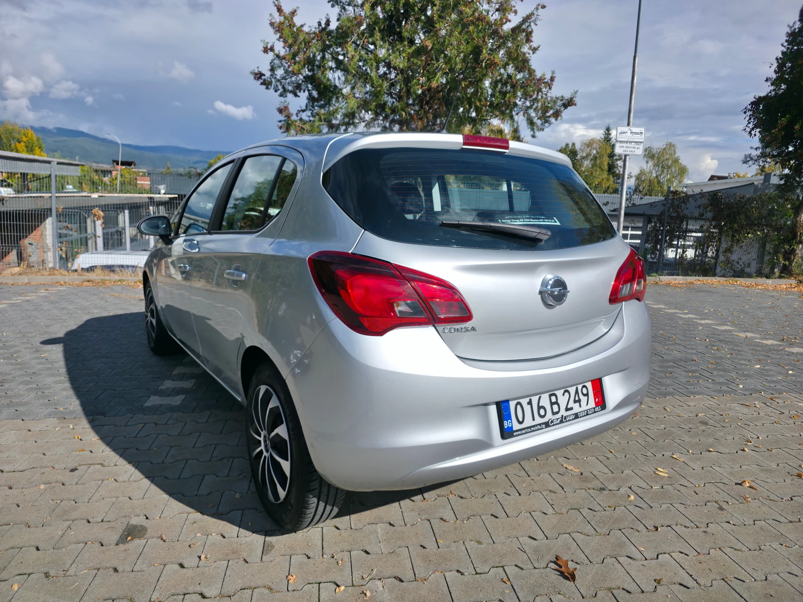 Opel Corsa 1.4 ECOTEC Automatic, снимка 6 - Автомобили и джипове - 56465694