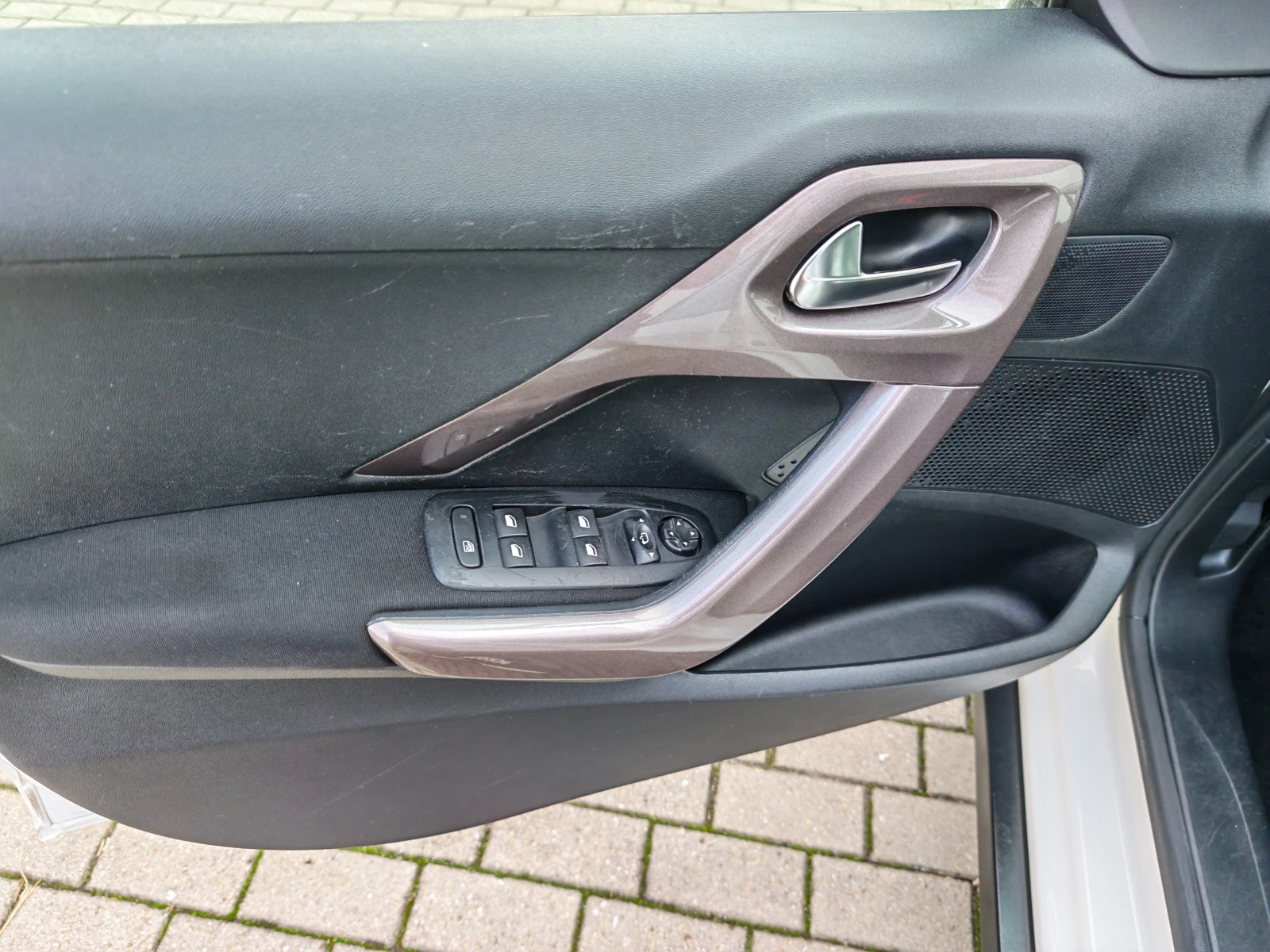 Peugeot 2008 1.4 HDI 68 KN | Mobile.bg � ����������� 8