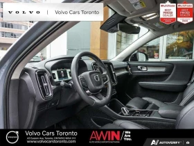 Volvo XC40 * B5 B Plus Dark Theme * CARFAX * , снимка 13