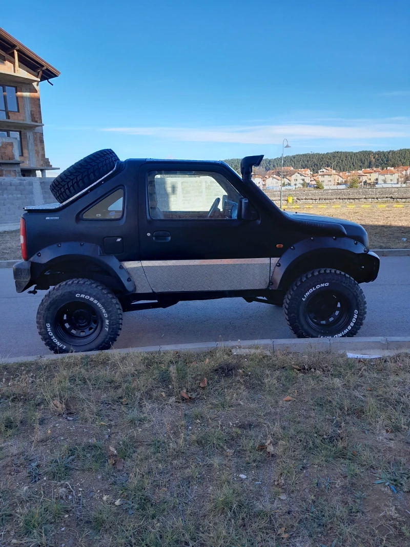 Suzuki Jimny, снимка 2 - Автомобили и джипове - 49535429